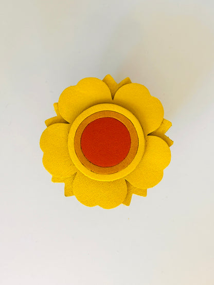 Lille gul blomst