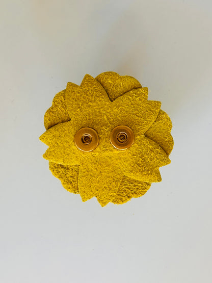 Lille gul blomst