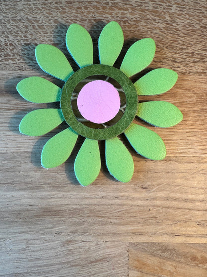 Stor grøn blomst